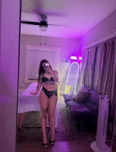 San diego BodyRubs Offered By (707)242-7802 | Bodyrubs (707)242-7802 is Caucasianand offers nuru massages, asian massage, bodyrubs in San diego and available for incall on rubrankings Hi handsome, I’m Aria & I’m here to serve you 😉
5’0
24 years young
Chocolate brown hair
Brown eyes
Former gymnast
A lot of tease = a whole lot of satisfaction.
Feminine energy, soothing hands, and an unforgettable experience that melts away stress and leaves you wanting to return.
For those looking to indulge in a more private escape, my time is reserved as follows:
30 minutes — 180 roses
45 minutes — 240 roses
60 minutes — 280 roses
Xoxo 💋