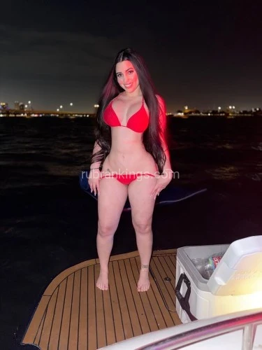 Chicago BodyRubs Offered By (786)992-1718 | Bodyrubs (786)992-1718 is Latinoand offers nuru massages, asian massage, bodyrubs in Chicago and available for both on rubrankings I'm a 100% real Latina girl. Let's have some fun—don't hesitate to get in touch with me; you'll have a great time!