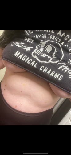 (615)807-6604 is Caucasianand offers nuru massages, asian massage, bodyrubs in Nashville and available for both on rubrankings Hi! I’m Valerie and I’m here for all your body rub needs! I have a very intimate touch and look forward to sending my good vibes through your body. Come let me relax you. 

Servicing Nashville and surrounding areas.

I also offer pictures and video content ask me!

Not a LMT 
Entertainment purposes only 
Over 18 only 
No GFE
NO FS