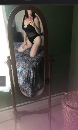 (555)555-5555 is Caucasianand offers nuru massages, asian massage, bodyrubs in Pittsburgh and available for both on rubrankings Hello gentlemen!   I am here to help you relax and relieve some tension after a long stressful day. I offer deep tissue massage for sore aching muscles, or a nice sensual light massage to help you wind down from the stresses of everyday life. I am well educated and can hold a stimulating conversation.   I look forward to meeting you! (Outcall only) Rates:  250 for 60 mins       375 for 90 mins       150 for 35 mins 500 for 120 mins My availability is Monday -Sunday 9:00am to 8:00pm. I do not do any late night appointments. I require at least 24 hour notice for booking appointments.  NO same day requests or spur of the moment requests.   …CONTACT BY EMAIL ONLY…elegantshannon377@gmail.com