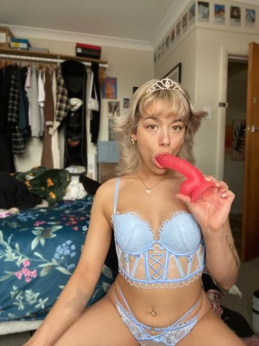 New york city nyc BodyRubs Offered By (213)650-9972 | Bodyrubs (213)650-9972 is Caucasianand offers nuru massages, asian massage, bodyrubs in New york city nyc and available for both on rubrankings Young bubbly girl who loves to tease and pleasure! I am 5'4, with a thick, fit butt and beautiful boobs with brown eyes.
I am known to be a talkative person and would love to make sure you are comfortable! I’ll provide you an unforgettable experience?✨✨. I like me a gentleman and also hygienic I’m always dolled up to attract my clients. Please be respectful and polite.
CONTACT DETAILS:
Instagram: itslillie.xo
OF: kinkylillie