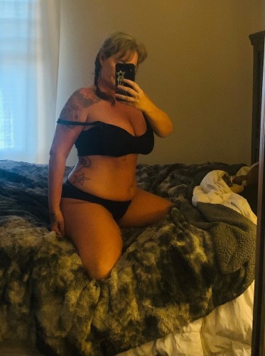 (858)264-7910 is Caucasianand offers nuru massages, asian massage, bodyrubs in San diego and available for incall on rubrankings Enjoy a wonderful relaxing massage by Rhonda 
Incall only 
52/Genesee Ave 92117
Off Clairemont Dr 
its always best to prebook or get ahold of me early
early morning sessions and sundays are available but must be prebooked 
thank you 


FBSM  
120$/45min

VIP (upgraded ending) 
220$/45min

when scheduling VIP session please let me know its  a VIP session so I am prepared for our special time together
thank you 
oxox
no kissing no oral no prostate
Cash /Apple Pay /Zelle 

