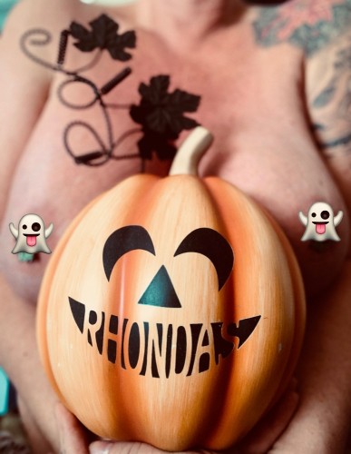 San diego BodyRubs Offered By (858)264-7910 | Bodyrubs (858)264-7910 is Caucasianand offers nuru massages, asian massage, bodyrubs in San diego and available for incall on rubrankings Enjoy a wonderful relaxing massage by Rhonda
Incall only
52/Genesee Ave 92117
Off Clairemont Dr
its always best to prebook or get ahold of me early
FBSM
120$/45min
VIP
200$/30min
MVP
300$/60min
when scheduling VIP /MVP session please let me know its a VIP /MVP session so I am prepared for our special time together
thank you
oxox
Cash /Apple Pay /Zelle