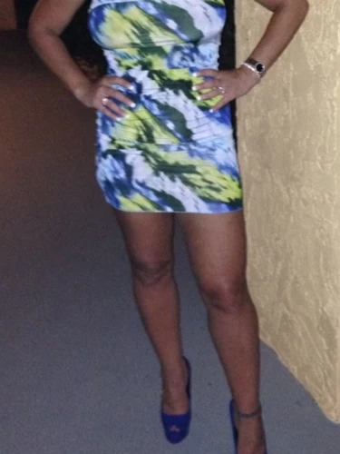 Chicago BodyRubs Offered By (331)223-3143 | Bodyrubs (331)223-3143 is Caucasianand offers nuru massages, asian massage, bodyrubs in Chicago and available for incall on rubrankings Blonde and busty mature MILF. No games. No deposit. Cash only. Come see a seasoned professional in a quiet and relaxed setting. Bring wine to set the tone. Erotic massage and much more. Call or text me 3/3/1 2/2/3 3/1/4/3
Kelly