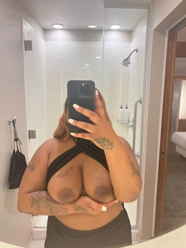 (202)938-6095 is Mixedand offers nuru massages, asian massage, bodyrubs in Washington and available for both on rubrankings When we are together I am focused on making YOU happy and relaxed. I will makeyou comfortable and relaxed. I take pride in providing excellent service. Relax and let me cater to you. Always unforgettable and never rushing...Time spent with me will be an experience you won't soon forget!Text or give me a call...Divinity SweetsASK About Overnight and Weekend Getaways!!!