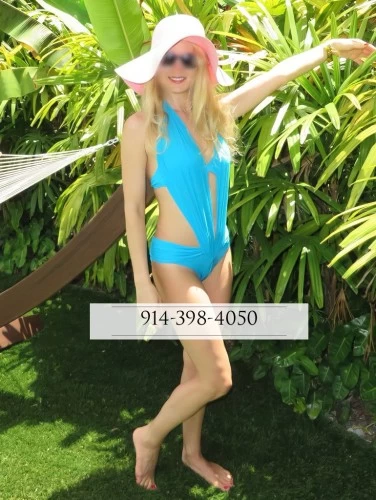 New york city nyc BodyRubs Offered By (914)398-4050 | Bodyrubs (914)398-4050 is Caucasianand offers nuru massages, asian massage, bodyrubs in New york city nyc and available for both on rubrankings Hello,
My name is Sara. 28 years old from the Czech Republic.
5ft6 - 110lbs
Blonde blue eyes
Former gymnast - Certified massage therapist.
I posted my real photos. Blurred my face for privacy.
Incall:
450 Nuru Massage
650 Tantra Massage
Outcall
1000 Nuru Massage
1400 Tantra Massage
Call or text me at (914) 398-4050