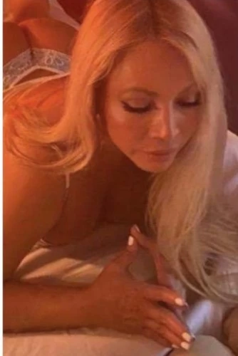 (646)603-8889 is Mixedand offers nuru massages, asian massage, bodyrubs in New york city nyc and available for both on rubrankings Beautiful Blonde Sexy Brazilian/American former model with curves in all the right places.Smooth silky skin, and atherapeutic touch, that will leave you floating in cloud nine. My therapeutic skills will relax your body and soul like the sweet sounds and movements of the ocean of Ipanema. Expert at all modalities.I am super sweet and I will make you smile andlaugh. Lovely incall with shower, clean linens. My work space is kept immaculately clean and sabatized. I am specialized in TANTRA SENSUAL MASSAGE. NURU AND BODY 2 BODY. also offer *manscaping * Waxing, Sugar Hair Removal, trimming, Shaving to leave you not only looking; but feeling amazing like a GQ model. Call Lisa