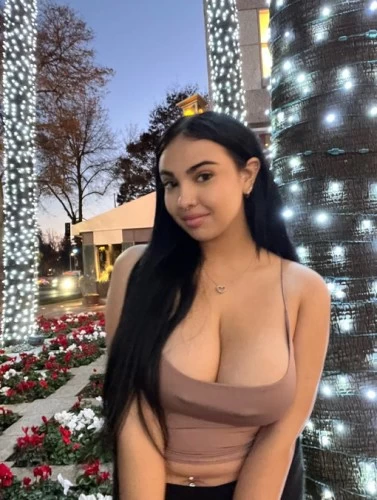 (254)421-5510 is 0and offers nuru massages, asian massage, bodyrubs in Springfield and available for both on rubrankings My name is Sandra , indulge in the perfect Package✨?that I guarantee youll love come back running for more??✨ ✔Real?✔Sexy?✔Discreet ??Available For Men who desire the best in Companionships ‼️Serious Inquiries only?Playful ?5 star enjoyment ?Professional Safe ? ?Beautiful Smooth Body A Mesmerizing face?Ill leave you satisfied from the moment we meet ??✈️CATCH ME WHILE YOU CAN✈️ ✔Screening Required✔ ✨100% independent? ✨CleanClassy?? ✨100% Real Pictures ??? ✨Great Hygiene??,CALL AND  TEXT ME