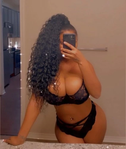 (602)529-1123 is Blackand offers nuru massages, asian massage, bodyrubs in Phoenix and available for both on rubrankings Hi baby!My name is HarperCome enjoy a sensual non-rushed body rub.I adore well mannered and respectful men who can appreciate an endearing andattentive woman.I have a pleasant and loving personality, and love to use my positive energyto light up someone’s day.My eyes will definitely seduce you and invite youinto my addictive spirit.Please arrive clean, discreet, and payment ready before your sessions, mayrequest a deposit.Fresh linen, towels, basic refreshments and a shower are all available at yourconvenienceLight screening required must send pic of yourselfMy snapchat is harperlove21