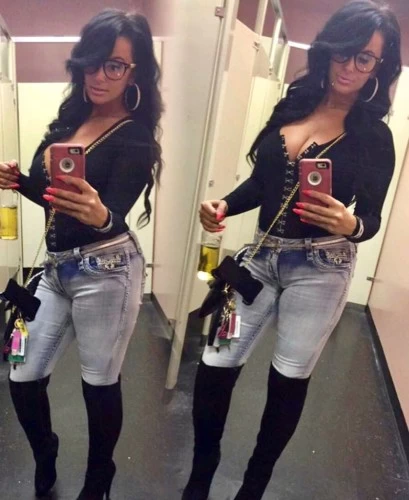 (949)736-4780 is Caucasianand offers nuru massages, asian massage, bodyrubs in San diego and available for outcall on rubrankings VIP Upscale Respectable Gentlemen only,Relax, unwind and de-stress with a unique, unforgettable experience.  Enjoy my sensual, exotic body rubs and massages. I also offer deep tissue, swedish, and therapeutic.Also Feel free to request your Fantasy and/or experiences. I promise to make your time worthy an unforgettable experience. Having fun and making sure we are both safe and comfortable is the most important things to me. I am available 24/7 with advance notice. **upgrades, overnights, mutual touch, multiple hours, events, bachelor parties, & more**Cash, Zelle, Paypal, Apple Pay,Google payI'm also offering virtual sessions, phone sex, sexting, video chat and webcam. Ask me about my rates ❣❣