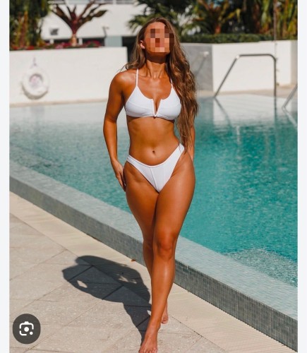 (773)220-5618 is Caucasianand offers nuru massages, asian massage, bodyrubs in Chicago and available for both on rubrankings I’m very friendly cute girls
Very friendly 
Glow GFE service
Text me for more info 