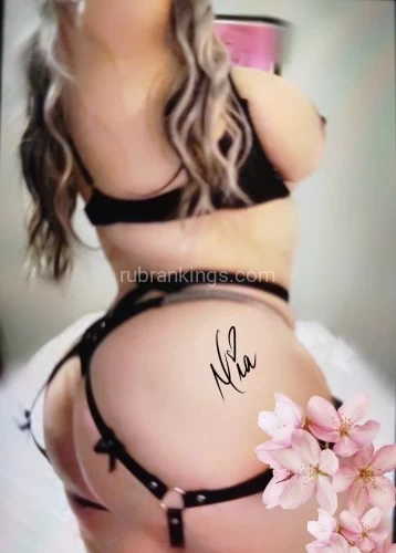 (469)985-1567 is Latinoand offers nuru massages, asian massage, bodyrubs in Dallas and available for both on rubrankings Come enjoyed a relaxing massage. Crean neat place please call and text to make appointment 