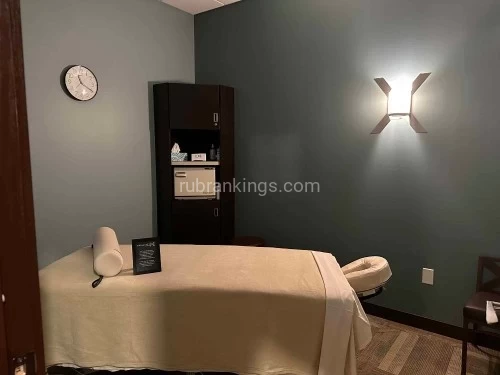 Chicago BodyRubs Offered By (312)725-9442 | Bodyrubs (312)725-9442 is 0and offers nuru massages, asian massage, bodyrubs in Chicago and available for both on rubrankings Now hiring massage therapists with or without experience !!
You pick your hours and days!
Cash paid every day you work and one time cash bonus when you start
We have locations including River North, Albany Park, and South Loop with safe and free parking so your overhead is covered.
We handle the booking, screening and logistics so you can work worry free!
No experience necessary, training available!
No exclusivity required, independent and agency workers welcome.
Limited spots available, serious applicants only.
To apply or for more info please contact us with: your name, age, availability, 3-4 recent clear photos.
Know someone who would be a good fit? Earn cash just for referrals!