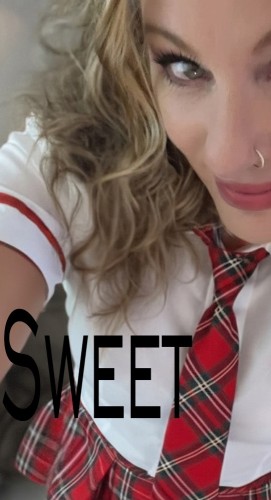(817)806-6639 is Caucasianand offers nuru massages, asian massage, bodyrubs in Fort worth and available for incall on rubrankings Let’s get started with a great rub . Over 40 preferred . I’m super easy to talk to no judgement !!  Why have hamburger when you need steak??? 