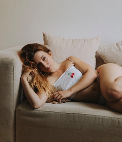 (470)673-2258 is Latinoand offers nuru massages, asian massage, bodyrubs in Atlanta and available for incall on rubrankings Indulge your senses in a sensual experience that will leave you feeling relaxed, pampered, and craving more. Let me take you on a journey of ultimate pleasure , as my skilled hands work their magic to release all your tension and stress. Treat yourself to a luxurious escape and awaken your senses with my irresistible touch . Your body deserves to be pampered, so come experience pure bliss with me. You haven't had the best until you try me, happy ending included ✨
Half-$150 Hour-$200 Nuru-$350 
Upgrades available upon request ✨
Pictures are 100% real & recent ✨