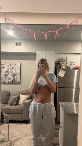 (385)503-9445 is Caucasianand offers nuru massages, asian massage, bodyrubs in Salt lake city and available for outcall on rubrankings I can fulfill your fantasy. I love to be told what to do. Come to Barbie world  💋😉