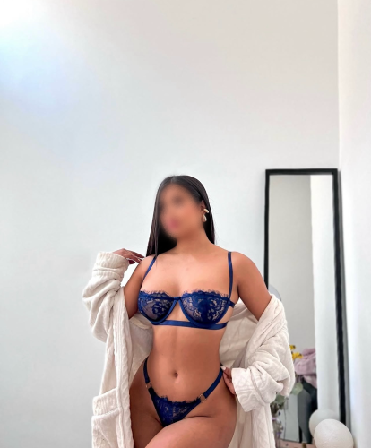(832)617-3256 is Latinoand offers nuru massages, asian massage, bodyrubs in Houston and available for both on rubrankings Soy una chica latina nueva en Houston, delgada con curvas y manos relajantes tendrás una experiencia inolvidable comunícate conmigo📞8326173256📲