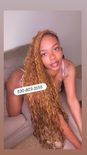 Des moines BodyRubs Offered By (530)803-3155 | Bodyrubs (530)803-3155 is Blackand offers nuru massages, asian massage, bodyrubs in Des moines and available for both on rubrankings I Have the skills to keep you thrilled. 🤩 Beautiful, Exciting long legs standing 5'10 always shining and smooth ready to wrap around you! A radiant confidence that draws naturally draws attention. I am all natural, petite, & one hell of fun person to be around.
I value discretion, respect, and generosity, and I reserve my time for gentlemen who appreciate polish, chemistry, and a thoughtfully curated experience. Time spent together is meant to feel relaxed, indulgent, and unrushed.
I offer refined companionship including elegant dinner dates, extended engagements, and overnights for those who enjoy genuine connection and consistency. I’m well-versed in fine dining, shopping, and elevated experiences, and I’m most comfortable with those who understand that appreciation is shown with ease.
Poised, attentive, and quietly assured, I provide an experience that feels as good as it looks. If you value quality, discretion, and a woman who carries herself with intention, I look forward to meeting you.