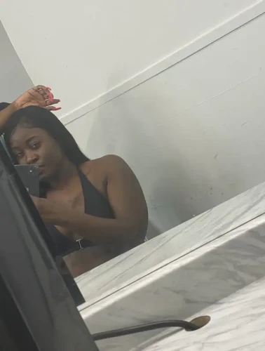(512)599-3961 is Blackand offers nuru massages, asian massage, bodyrubs in Austin and available for both on rubrankings heyyy Gentlemen its Bentlee 😘 
 look no further I'm definitely what you have been missing... I aim to please 
and enjoy taking my time with some of your deepest fantasies!!! cater to 
upscale gentlemen and love to tease ‼‼ 
My sexyyy body and sweet personality will leave you speechless and craving 
more... 
 video chats also available and daily content 🎥onlyfans.com/Bentleebanks