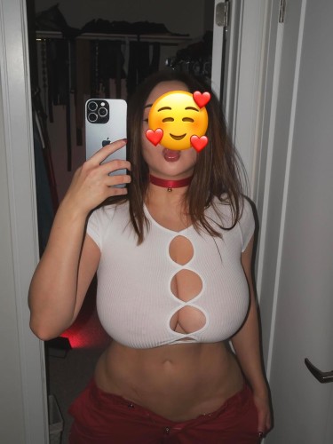 Richmond BodyRubs Offered By (714)868-1170 | Bodyrubs (714)868-1170 is Caucasianand offers nuru massages, asian massage, bodyrubs in Richmond and available for outcall on rubrankings * Hello Gentlemen…
I’ll bring my charm and penchant for connection; you bring your willingness and enthusiasm..
We offer soothing relaxing body rub and experience that will make you melt and leave you wanting more...
Golden Shower is always clean and available. Relaxing Music, cozy& Luxurious private rooms. ♥ Plenty of AMPLE private parking ; Very convenient ! services: body rub & body treatment .
Very comfortable Ambiance and professional that would provide you with the best and Unforgettable treatment….
YOU CAN CONTACT ME ON ALL THE DETAILS LISTED BELOW
* Telegram :-@amber_180
* Snapchat :-annyamber25
* Imessage:-+1(713) 304 2 104
* WhatsApp:-+1(713) 304 2 104
