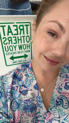 St louis BodyRubs Offered By (314)967-4595 | Bodyrubs (314)967-4595 is Caucasianand offers nuru massages, asian massage, bodyrubs in St louis and available for incall on rubrankings Hello gentlemen my name is Ellie and I am very affectionate and elegant. Here to offer you luxury massage therapy, relaxation and comfort at its finest. I am a sensualist that enjoys the simple pleasures of touch and connection. I have a clean, discreet location and I offer professional services to the body and mind while awakening your desires and senses. My goal is to meet respectful and down to earth clients that would be a good fit for me that I can have positive impact on. I am open to date nights, talk therapy sessions, cuddling, events and massage. I pride myself in my therapeutic touch and my ability to make someone’s day better with blended sessions also. I only discriminate against rude people or disrespectful behaviors and I enjoy being a positive feminine presence. Private incall is available with professional massage equipment. Must be mature, respectful 25+ and SERIOUS. 6am-8pm book by appointment. TEXT me your details such as: Name, Age and day/time you’d like to book. No Shows are blocked. No exceptions. MUST BE RESPECTFUL ✨250/HR and 300/90 min ✨ Massage are by appointments only ✨ Massage, Kink play, Fetish, Dates, Events and Cuddle sessions, Life and Relationship Counseling and also offered. Times Available this coming week of Sept 20th: Sunday-5pm-9pm /Monday-Wednesday 9am-4pm Friday night 5pm-9pm💫
