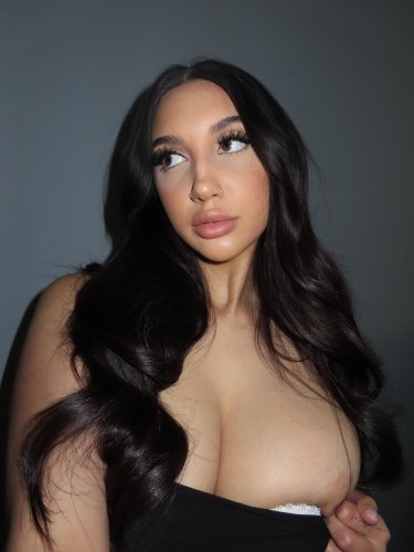 Rochester BodyRubs Offered By (835)280-622 | Bodyrubs (835)280-622 is 0and offers nuru massages, asian massage, bodyrubs in Rochester and available for both on rubrankings Welcome! I am Sandra ❤️, a licensed massage therapist, specializing in a range of massage services, from full-body massages to sensual, erotic, and exotic nuru massages, ensuring a delightful and relaxing experience for you. Available for both Incall and outcall services.