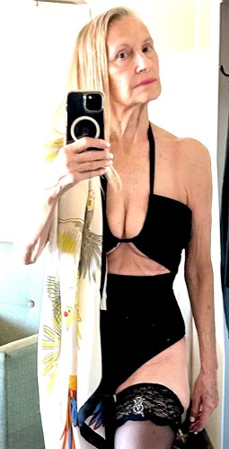 Chicago BodyRubs Offered By (954)309-6451 | Bodyrubs (954)309-6451 is Caucasianand offers nuru massages, asian massage, bodyrubs in Chicago and available for both on rubrankings Hello my name is Catherine,
I am a petite natural blonde with All Natural curves. You will find that I am mature,elegant and easy to get to know. I have often been described as having an aristocratic/classy good look. Adding to my mystic is a refined ,soft ,and very well spoken sexy voice. Whether you get lost in my voice or within my arms I will help you forget all your real world issues of the day . Letting your stress simply all be forgotten or be replaced by discovering new feelings through the art of arousal's from Our moments Together I would love to hear about your successes and challenges And to get to know you on any level you wish to share with me. In today's world with all it's stresses and responsibilities, My goal is to give you that adventure and escape that your heart desires from the challenges of every day life . Through laughter and lite-hearted conversations you'll find I am a wonderful listener. All though I am very passionate about my privacy as well as yours.
I truly love what I do and have just as much fun as you shall. I definitely like to pamper, which will make you want to return again and again. If you are looking for something real step back into time with me and let's indulge our senses, our minds and get lost in our moments, Whether a formal evening function Or a casual afternoon rendezvous, or a fantasy trip to Your World You will have a sophisticated, light hearted, and beautiful well balanced woman as your companion . I am one who enjoys intelligent conversation and/or the warmth of the quite moments we shall have in discovery.
Don't waste another minute, call me today! Massage and bubble bath available!
✅ Sensual Massage
✅ Prostate Massage
✅ Shower
✅ Bubble Bath
✅ Milking