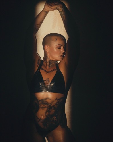 (442)224-3392 is Caucasianand offers nuru massages, asian massage, bodyrubs in Atlanta and available for incall on rubrankings Step into an immersive world of sensation, surrender, shadow, and indulgence… where intimacy becomes ritual and desire becomes transformation.

I’m Raven Roulette , a sensual dominatrix, Whorelistic healer, and carnal alchemist devoted to creating deeply embodied experiences that awaken the soul, unravel inhibition, and liberate the parts of you craving release.

With years of experience in BDSM, fetish exploration, and sensual domination, I blend seductive energy, psychological play, intuitive touch, and ritualistic presence into every encounter.

Whether you seek soft surrender, playful corruption, emotional release, power exchange, sensual torment, or deeper connection to your desires… each experience is crafted just for you. 

✨ OFFERINGS ✨ •
Sensual Ritual & Erotic Bodywork 
BDSM & Fetish Experiences 
Dominance / Submission Dynamics 
Bondage, Impact & Sensory Play 
Pegging (available upon request) 
Aftercare Experiences 


✨ RATES ✨
Sensual Ritual / Erotic Bodywork 
 Half Hour  $340 — 1 Hour  $450 — 90 Minutes--$600

BDSM / Kink & Fetish Experiences Starting at $375
Custom Combination Experiences Available Tailored pricing based on requested dynamic and session depth.

TEXT ONLY — NO CALLS

(442)2243392 

Please include: • Name to be addressed as & Age • Date & Time Requested • Desired Experience • Preferred Location