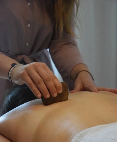 Nashville BodyRubs Offered By (606)200-2015 | Bodyrubs (606)200-2015 is otherand offers nuru massages, asian massage, bodyrubs in Nashville and available for both on rubrankings Warm, inviting, and effortlessly charming. I offer a laid-back and unforgettable experience. With just the right touch of allure and a genuine, down-to-earth vibe, I create a space where you feel truly at ease. Whether we’re spending time together in my serene setting or I’m joining you in yours, expect comfort, cleanliness, and a connection that feels natural and safe.
Full Services: Nuru, Swedish massage, body-to-body (B2B), “riding the wave,” anal, oral, and vaginal sex, sloppy BJ, BBBJ, bareback pegging, car meet, deep tissue massage, kissing, fetish, girlfriend experience, sensual massage, prostate massage, fingering or hand jobs, and I’m into kinks. Additionally, the milking table experience, VIP Nuru experience, and warm oil massage.