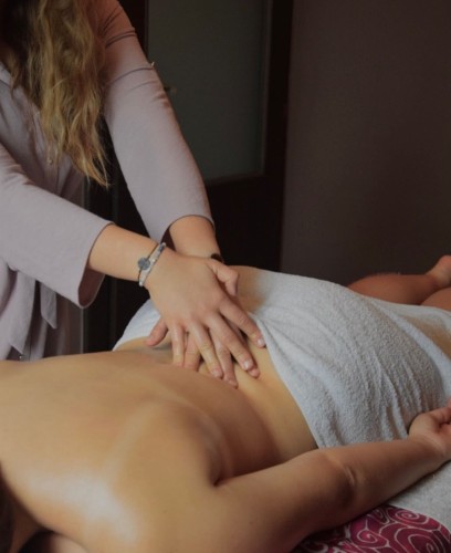 Nashville BodyRubs Offered By (606)200-2015 | Bodyrubs (606)200-2015 is otherand offers nuru massages, asian massage, bodyrubs in Nashville and available for both on rubrankings Warm, inviting, and effortlessly charming. I offer a laid-back and unforgettable experience. With just the right touch of allure and a genuine, down-to-earth vibe, I create a space where you feel truly at ease. Whether we’re spending time together in my serene setting or I’m joining you in yours, expect comfort, cleanliness, and a connection that feels natural and safe.
Full Services: Nuru, Swedish massage, body-to-body (B2B), “riding the wave,” anal, oral, and vaginal sex, sloppy BJ, BBBJ, bareback pegging, car meet, deep tissue massage, kissing, fetish, girlfriend experience, sensual massage, prostate massage, fingering or hand jobs, and I’m into kinks. Additionally, the milking table experience, VIP Nuru experience, and warm oil massage.