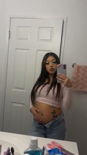 (562)703-9550 is ethnicity_Latinoandoffers nuru massages, asian massage, bodyrubs in Los Angeles and available for service_location_incallon rubrankings Young pregnant milf💦