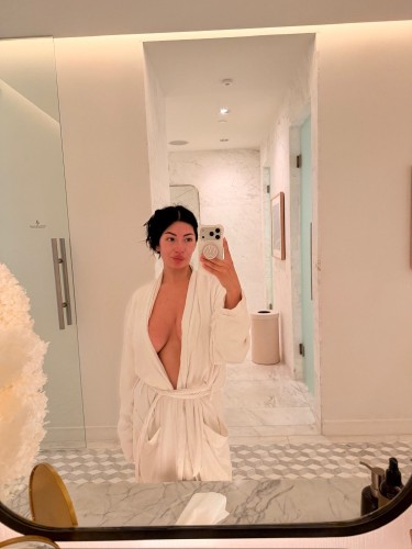 (302)766-3846 is Caucasianand offers nuru massages, asian massage, bodyrubs in Buffalo and available for both on rubrankings I'M A LICENSED MASSAGE THERAPIST CATERING TO MEN WHO WANT A PROFESSIONAL MASSAGE IN A RELAXED SETTING. 
 
VISIT ME IN MY PRIVATE STUDIO. 
 
ALLOW ME TO GET THE KNOTS OUT AND FINALLY RELAX. 
 
I PROVIDE AN ALTERNATIVE TO ASIAN SPAS, BODY RUBS, OR TRADITIONAL MASSAGE CHAINS. I DO MASSAGE AND A BODY RUB. I AM LICENSED AND CERTIFIED.
 
YOU WILL LEAVE STRESS FREE!!!!!!!
MASSAGE RATES

30 MIN $150.00. 60 MIN $250.00. 90 MIN $300.00 120MIN $400.00
 NOTICE: I DON’T ACCEPT CASH AS PAYMENT FOR BOOKING RESERVATIONS

MY MANTRIC MASSAGE COMBINES 30 MINUTES OF TRADITIONAL MASSAGE AND 30 MINUTES OF TANTRIC MASSAGE. ENJOY THE BEST!!!!

* I'll host you in a relaxing and beautiful environment to maximize your comfort.

* Your session will NEVER be rushed, and we'll take our time slowly exploring one vibrant sensation after another.

* Expect me to be warm and inviting when I greet you for the first time, and playful and sensually connected throughout our time together.

* Expect to leave thinking delightful thoughts of me for the next few days, weeks or even months, and looking forward to our next encounter.
DON'T SETTLE ON A BODY RUB
 
DEEP TISSUE MASSAGE
SWEDISH MASSAGE 
SPORTS MASSAGE
HOT STONES
FULL BODY TANTRIC MASSAGE 

MASSAGE BENEFITS Reducing stress and increasing relaxation Reducing pain and muscle soreness and tension Improving circulation, energy and alertness Lowering heart rate and blood pressure Improving immune function

And I'm also here to fulfill your wishes and reduce your Pains and tension in a clean.

I BOOK BY TEXT ☎️  (302)-766-3846 HOPE TO SEE YOU ON MY TABLE AND ENJOY MY SERVICES.
THANK YOU.

WhatsApp:+1 (581)-394-2681

Phone 📞: 302-766-3846

Signal : sheliareeves.22