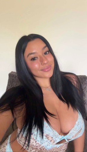 (910)964-5183 is Latinoand offers nuru massages, asian massage, bodyrubs in Orlando and available for both on rubrankings I’m a licensed massage therapist and I offer escort services too.I render all types of body massages,cracks and therapy at fair and affordable rates🥵🥵💦
I do deep tissue,Swedish massages,Bone cracks,hot stones nuru massages and body rubs.. All type of massages, Nuru massage, any other fantasy you want which includes happy endings💦💦❤️
