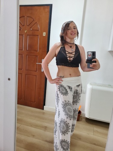 Richmond BodyRubs Offered By (520)222-4010 | Bodyrubs (520)222-4010 is Caucasianand offers nuru massages, asian massage, bodyrubs in Richmond and available for both on rubrankings I am a licensed and certified massage therapist, providing a sensual and deeply relaxing full-body rub. This service is tailored for a relaxed personal experience rather than therapeutic treatment. You'll have the option to dress down to your comfort level, and draping is entirely optional.
My services indulge in varieties of massage options including 🥰 Nuru, Golden Shower, Deep Tissue, Sports Therapeutic, Sensual, Prostate, Swedish, and Hot Stone massages. ❤️ Experience a discreet and sensual rubdown. ❤️ Enjoy the Milking Table Experience, Riding The Wave, Riding The Wave & B2B, Tantric Lingam Massage, and VIP Nuru Experience. ❤️ Rest assured, my top priority is providing exceptional customer service in a clean and comfortable environment, using the best techniques and offering the highest quality service with the best attitude for an unforgettable experience.
——
(INCALL)
My private location, situated in a secure residential area within a safe neighborhood, emphasizes your safety and comfort. It features a private massage chamber, facial equipment, massage table and chair, bathing facilities, jacuzzi, and VIP luxuries. ❤️❤️
(OUTCALL)
For mobile services, I accompany myself with my table, guaranteeing promptness and great flexibility to arrive at your location promptly for your scheduled appointment. ❤️❤️❤️
——
Feel free to text me : +1(520) 222-4010
Telegram ::::@Abellawilison1
SIGNAL::::: @Abella.38
Attention: GOOD HYGIENE IS A MUST OR I WILL TURN YOU AROUND AT THE DOOR..GAME PLAYERS WILL BE BLOCKED