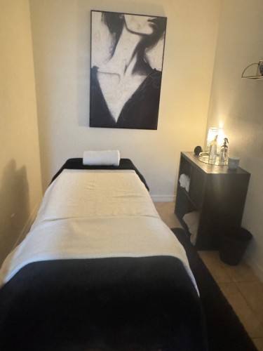 (480)904-9017 is Latinoand offers nuru massages, asian massage, bodyrubs in Phoenix and available for incall on rubrankings  ❤️❤️❤️❤️❤️Body Gallery Spa❤️❤️❤️❤️❤️   ✨ Enjoy a relaxing massage by magical hands 🙌     😘 we offer fragrance free Oil & Lotion 💙 Free Shower 💚 Clean place 🩷Music of your choice ✨✨✨✨We respect your time minute by minute ✨✨✨✨✨✨✨6502 N 35 Ave suite 7 🌟🌟🌟🌟🌟🌟🌟New Girls🌟🌟🌟🌟🌟🌟🌟.                  💙30 min $50 💚45 min $70 🩷60 min $90 call 📞 today  480 904 9017 🫶🏻 480 952 4589