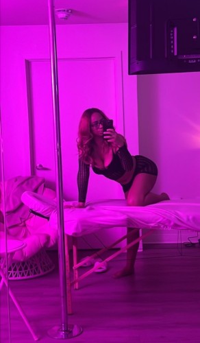 (925)350-1688 is Blackand offers nuru massages, asian massage, bodyrubs in Raleigh and available for both on rubrankings Welcome to Roxy’s Remedy Room, where relaxation meets temptation and desires meet reality.

Known as the Milking Queen I am usually in Charlotte, but available to travel for extra fee. I specialize in sensual massage and luxurious nuru body-to-body experiences designed to melt tension away and leave you completely satisfied.

I offer three unique massages… each designed to offer a blend of relaxation and sensuality. Whether through the touch and tease of a Lingam/Yoni Massage, the full-body relaxation of the FBSM, or the playful intimacy of the Nuru Massage, all ensures that you have an unforgettable experience tailored to your desires.

Roxy’s Remedy Room was created for those who need to escape the chaos and surrender control for a while. This is a judgment-free space designed for those who want to relax, follow my instructions, and simply enjoy the experience. All you have to do is show up… I’ll handle the rest.

DISCLAIMER: I do not accept text free app numbers, Google voice or any type of VOIP number, to book an appointments you must use real world information or will be immediately blocked. Lastly, deposits are required no exceptions. 