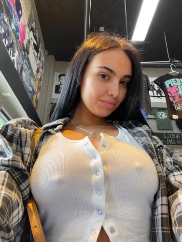 (254)421-5510 is 0and offers nuru massages, asian massage, bodyrubs in Newark and available for both on rubrankings My name is Sandra , indulge in the perfect Package✨?that I guarantee youll love come back running for more??✨ ✔Real?✔Sexy?✔Discreet ??Available For Men who desire the best in Companionships ‼️Serious Inquiries only?Playful ?5 star enjoyment ?Professional Safe ? ?Beautiful Smooth Body A Mesmerizing face?Ill leave you satisfied from the moment we meet ??✈️CATCH ME WHILE YOU CAN✈️ ✔Screening Required✔ ✨100% independent? ✨CleanClassy?? ✨100% Real Pictures ??? ✨Great Hygiene??,CALL AND  TEXT ME