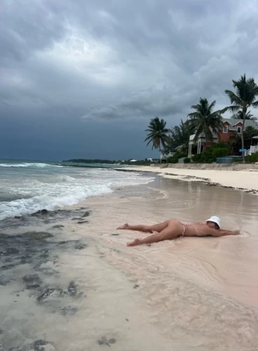 (305)901-6512 is 0and offers nuru massages, asian massage, bodyrubs in Miami and available for outcall on rubrankings this is a sensual one of a kind experience. relaxing to mind and body. amazing hands and touch, great body awareness. a good time you wont forget! please text for questions and availability :) 