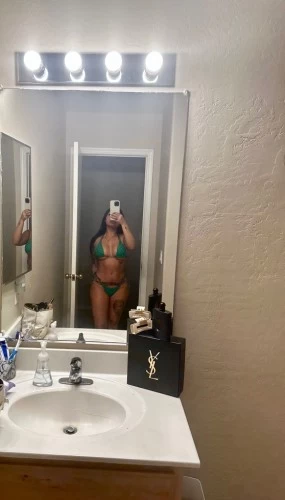 (928)793-2729 is Mixedand offers nuru massages, asian massage, bodyrubs in Miami and available for both on rubrankings Come unwind with my soft sensual touch! No rushed appointments. I offer Thai, Nuru, FBSM. Not a full service provider!!! Please only message if you’re serious about booking appointment, no time wasters please. Don’t message just to chit chat , please message me 2 hours in advance to book ?