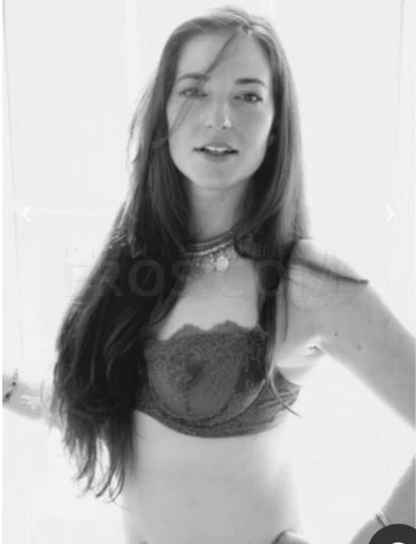 (858)412-7529 is Caucasianand offers nuru massages, asian massage, bodyrubs in Miami and available for both on rubrankings Please read to bottom for all the important details:You deserve to be honored. Enjoy the company of an open minded, shame free, and all natural goddess who cureates a sacred container to exchange smoldering connected energy.I enjoy using my hands to roam your relaxed body from head to toe, building warm electric tingles in just the right spots and connecting with you using tantric breathing and eye gazing.We will build and build and circulate your energy until it is ready to be passionately released.Leave our time together with your face glowing and body humming, ready to share the pleasure we created with the world. I give an incredible, deep tissue, Thai inspired, skin to skin rub. My technique is formed from years of bodywork training (CrossFit, running, yoga therapeutics, PT’s aid) combined with my intuitive sensuality and expanded by our light shared connected touch. Longer sessions recommended to work with endurance, connection and communication, PTSD, childhood beliefs around sexuality and religious trauma. shower upon entry and available upon exit*(Discount considered as needed for blue collar/essential worker/artists, eastern style healers, schedule preference given to 1.5hr+ sessions)*450 1hr (quickie) 600 1.5hr (FBSM style classic)750 2hrs (for back/shoulder/neck pain/etc)850 3hrs (Tantrik inspired connection) 1,200 4hrs (dinner date/drinks or deep nervous system therapy)1,600 6hrs (everything I offer :) Example screening options:1) Send LinkedIn connect request to Maya Scarlett and* full name via text2) Business website w/business email3) Gov ID with paycheck from place of employmentOnce part of the well respected, long established Madison Holistic Collective in NYC, NoLa and Mobile, where I was taught professionalism and to respect privacy. Please text with any further questions and check out my website to see my usual rates and sessions styles. ~ Excited for our rendezvous ~