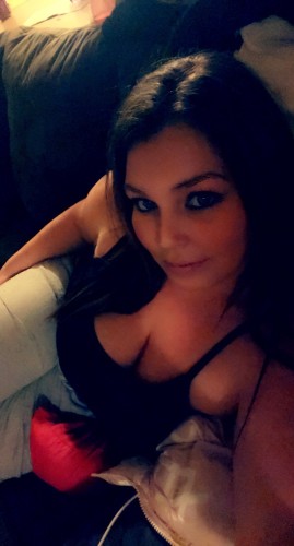 (618)431-3592 is 0and offers nuru massages, asian massage, bodyrubs in St louis and available for incall on rubrankings ⭐️Late night appointments available for returning clients!! 

Hey gentlemen! I offer a sensual mutual touch massage also offer cuddling sessions! Come let these soft hands make your day brighter! Enjoy a nice sensual massage guaranteed to leave you happy and relaxed! 

Clients never rushed!! 

Clean linens for each massage
Private and safe location
Clean and Relaxing environment
Texting is preferred 
Please let me know if I’ve seen u before!
Prescheduled appointments appreciated 
4 hands available upon request with Eboni! 
Showers available before or after if requested

NOT AN ESCORT
