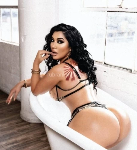 (725)705-0228 is Mixedand offers nuru massages, asian massage, bodyrubs in Las vegas and available for both on rubrankings Kinky touches by Kelis is a one kind experience with a hot girl!My body rubs will leave you satisfied and wanting more…..Outcalls only Sensual Body RubHour $300HH $200Outcalls: +$50NuruHour $480HH $350Outcalls: +$50VIP : $650100% Real PicsPlease be discreet, light verification required. WhatsApp available 