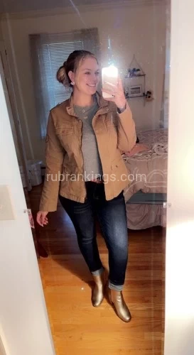 (361)510-2127 is Caucasianand offers nuru massages, asian massage, bodyrubs in Chicago and available for both on rubrankings Hey guys, i'm online now, I’m  Channel jessica 25 yrs hot & sexy girl.I have sexy boobs?big soft ass, I’ll satisfy you with my full service such as 69 , oral, doggy, hardcore I can suck your dick till you cum in my mouth, you would get ? 5 star enjoyment ? Professional Safe ? ? Beautiful Smooth Body A Mesmerizing face ? Ill leave you satisfied from the moment we meet ??, ? I’m available all day and night for incall and outcall... text me