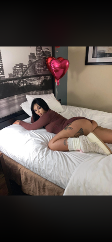 (615)438-0621 is Mixedand offers nuru massages, asian massage, bodyrubs in Nashville and available for both on rubrankings  Welcome to my private oasis… where stress melts away and pleasure begins. I offer a warm, intimate setting in my home, designed to help you fully relax, unwind, and escape the outside world.

I’m naturally sensual, attentive, and love creating a vibe that feels both comfortable and exciting. My touch is slow, soothing, and just the right amount of teasing—focused on making you feel completely at ease while keeping things playfully irresistible.

Every session with me is personal, unhurried, and tailored to you. Whether you’re here to relax, recharge, or indulge a little, I’ll make sure you leave with a smile… and a desire to come back for more.

Discreet, inviting, and just a little bit addictive… parking On site a shower available prices include 200hhr body to body nuru full hour 300 with vip options available 300hhr body to body nuru relaxing body rub (including fs.) full hour body to body nuru body rub (including fs.) 400.  (Outcall available) 25$ depoist for outcall, comes off price of services.Prices are firm, so please do not call unless you are willing and able to pay for the services provided. anything over an hour call and see what the daily special is thank you. I’m justiana . I can’t wait to meet you. Ask about today’s special. 