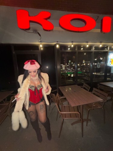 Nashville BodyRubs Offered By (615)438-0621 | Bodyrubs (615)438-0621 is Mixedand offers nuru massages, asian massage, bodyrubs in Nashville and available for both on rubrankings Welcome to my private oasis… where stress melts away and pleasure begins. I offer a warm, intimate setting in my home, designed to help you fully relax, unwind, and escape the outside world.
I’m naturally sensual, attentive, and love creating a vibe that feels both comfortable and exciting. My touch is slow, soothing, and just the right amount of teasing—focused on making you feel completely at ease while keeping things playfully irresistible.
Every session with me is personal, unhurried, and tailored to you. Whether you’re here to relax, recharge, or indulge a little, I’ll make sure you leave with a smile… and a desire to come back for more.
Discreet, inviting, and just a little bit addictive… parking On site a shower available prices include 200hhr body to body nuru full hour 300 with vip options available 300hhr body to body nuru relaxing body rub (including fs.) full hour body to body nuru body rub (including fs.) 400. (Outcall available) 25$ depoist for outcall, comes off price of services.Prices are firm, so please do not call unless you are willing and able to pay for the services provided. anything over an hour call and see what the daily special is thank you. I’m justiana . I can’t wait to meet you. Ask about today’s special.