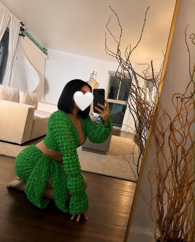 San diego BodyRubs Offered By (760)358-0172 | Bodyrubs (760)358-0172 is Latinoand offers nuru massages, asian massage, bodyrubs in San diego and available for incall on rubrankings Come to me for an unforgettable massage…so relaxing as seductive, come to pamper yourself with a unique experience that will let you want to repeat over and over.
✨ Ven a Un masaje inolvidable… tan relajante como seductor. Déjate consentir con una experiencia única que despertará tus sentidos y te hará querer volver una y otra vez. 💆♀️🕯️VIP AVAILABLE 🔥
Hr FBSM 240
Hhr FBSM 180
VIP AVAILABLE 🫦🔥
Ask me for the rates.
Extras available 🔥🔥🔥
Fetish sessions available
Shower available 🚿
Hot towels
Unscented massage oil