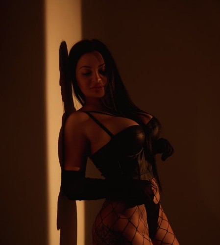 (805)416-8342 is Caucasianand offers nuru massages, asian massage, bodyrubs in Houston and available for incall on rubrankings Sometimes you want a meeting with depth, pauses, and the right tension 🖤
Dimmed lighting, a warm atmosphere, and the feeling that the outside world stays at the door 🔥

I love creating a space where everything unfolds naturally—no rush, no unnecessary words, just subtle flirtation and the energy of the moment ❤️
It's easy to relax with me, let go of your thoughts, and let the evening take its own rhythm 🖤

Well-groomed, attentive, with a sense of style and tact 🔥
I value privacy, cleanliness, and a respectful attitude ❤️

If you're looking for a beautiful, calm meeting with the right energy, let me know 🖤🥀