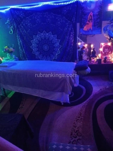 (380)283-9408 is Caucasianand offers nuru massages, asian massage, bodyrubs in Columbus and available for incall on rubrankings I offer 1hr amazing Hot ? oil massage that will leave you feeling fresh and relaxed ?full body hot oil massage ..pamper you and make u feel  great for the day?❤️?
1hr
30min
Please text for appointment today
