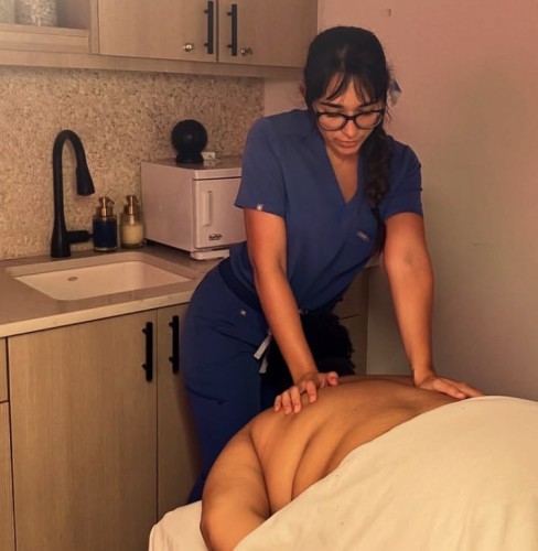 Raleigh BodyRubs Offered By (313)209-2064 | Bodyrubs (313)209-2064 is Caucasianand offers nuru massages, asian massage, bodyrubs in Raleigh and available for both on rubrankings Contact me: (313) 209 2064
Welcome to the most sensual dream come true.
I enjoy the company of generous respectful man or woman .
I am an independent massage provider who is extremely down to earth and very playful. My beautiful eyes, soft skin, and sweet playful charm will have you feeling like the luckiest person.
I offer a full body therapeutic sensual massage in my clean spa like studio
My sessions are never rushed and always unique to cater to your personal taste❤
An exceptionally wonderful massage from an obviously schooled and educated massage therapist with the most incredible twist to start and end your session that I’ll provide . You won't be disappointed.
❤ Erotic Tantric
❤Private service available
❤ NURU MASSAGE movies 100% Real Photos
❤ Independent NURU Massage Provider
❤ Bleached Linens
❤ Unscented Organic Oil use
❤Erotic
❤️sensual
❤️Tantric
Companionship upgrades are available and can be discussed.
I’m passionate about my craft and dedicated to creating memorable experiences together!
I value open-mindedness and am excited to explore with you.