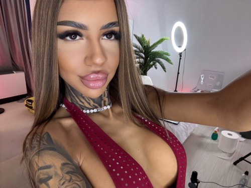 Chicago BodyRubs Offered By (312)934-2271 | Bodyrubs (312)934-2271 is Latinoand offers nuru massages, asian massage, bodyrubs in Chicago and available for both on rubrankings Wanna cum in me?
you probably weren’t looking for me, you were just scrolling, bored,half hard 😂 now here i am.
Side quest unlocked 😈I’m Sarra, 20, brunette, great bubble butt, perfect round pierced tits.
No fake personality, no pretending to be classy or mysterious. What you see is what you get. Confidence, curves, and a girl who knows exactly what she’s doing.
dm me on onlyfans if you’re curious 🤍💙
onlyfans.com/sarraines/c29